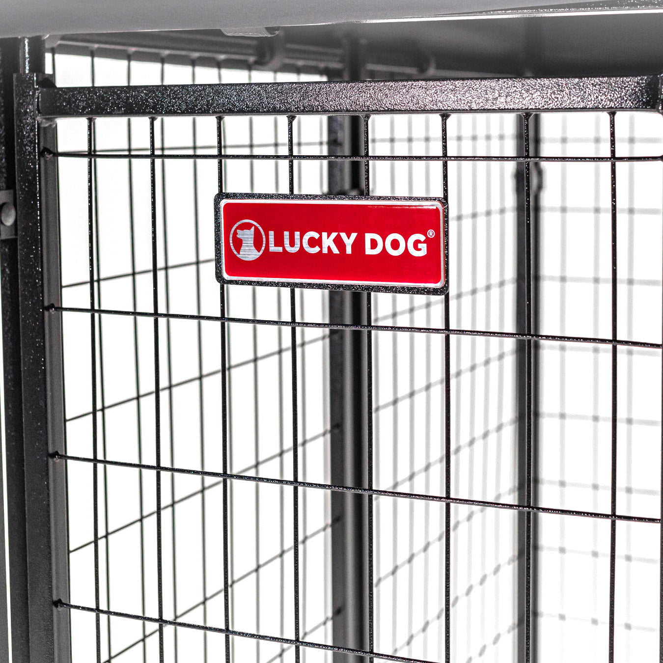 STAY Series Villa Dog Kennel 4'X8' with Privacy Screen